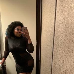 Meet your Posher, Rochelle